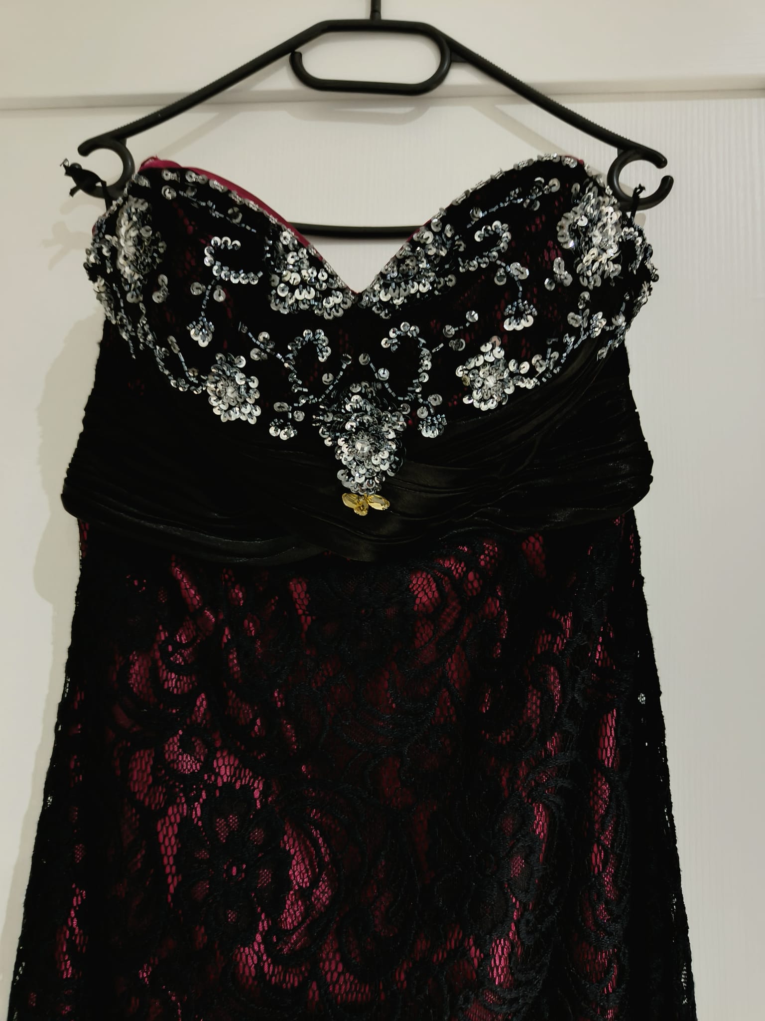 Black Lace & Fuchsia Sequin Strapless Gown – Feffey's Closet