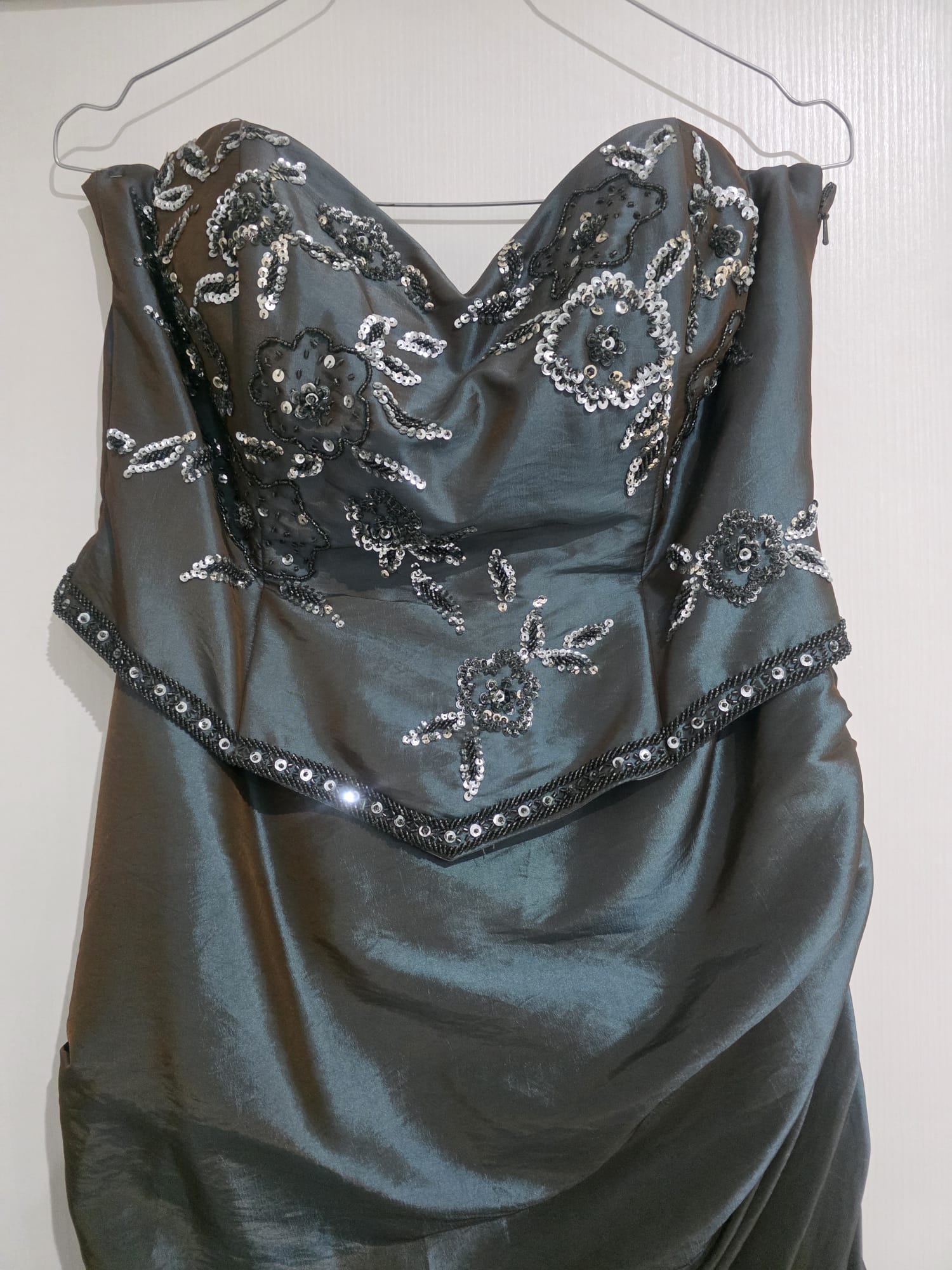 Gunmetal Sequin Beaded Strapless Mermaid Gown – Feffey's Closet