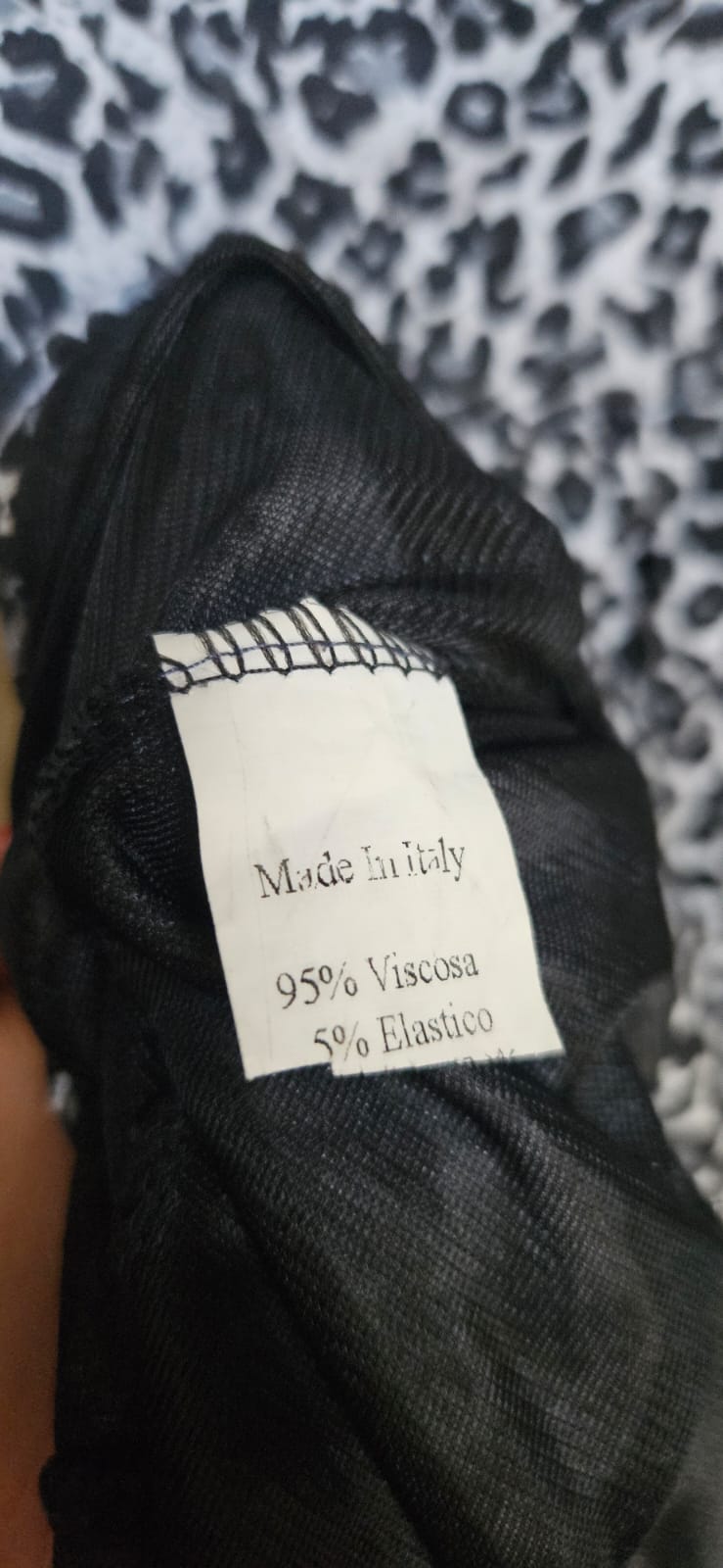 Skirt care label - Made in Italy, 95% viscose 5% elastane
