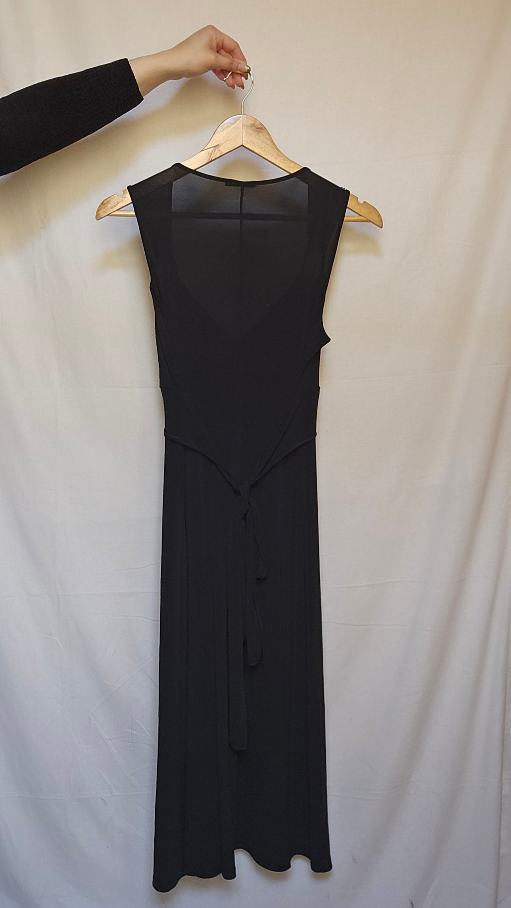 Marella Black Sleeveless Midi Dress