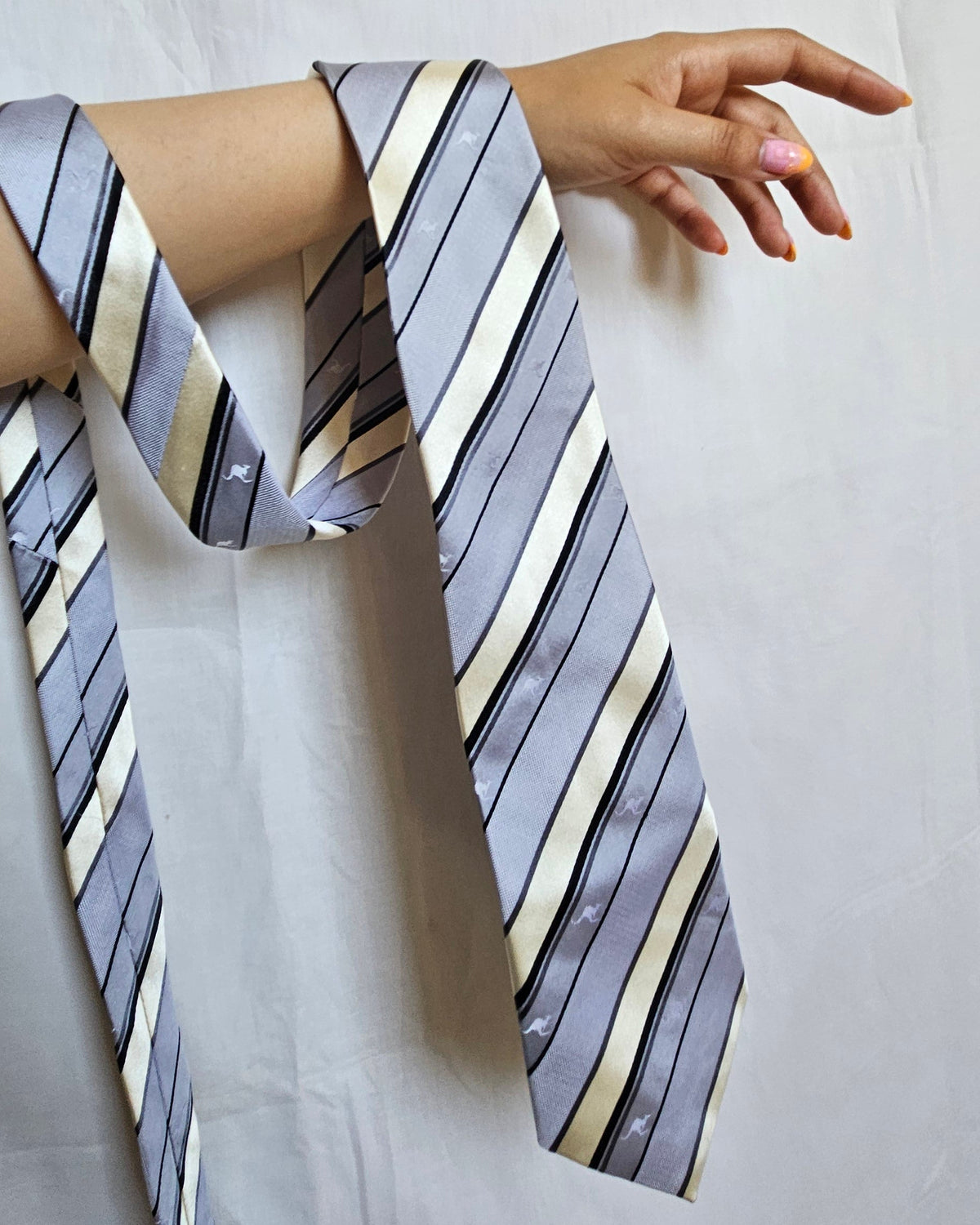 Vintage Kangaroo Stripe Tie