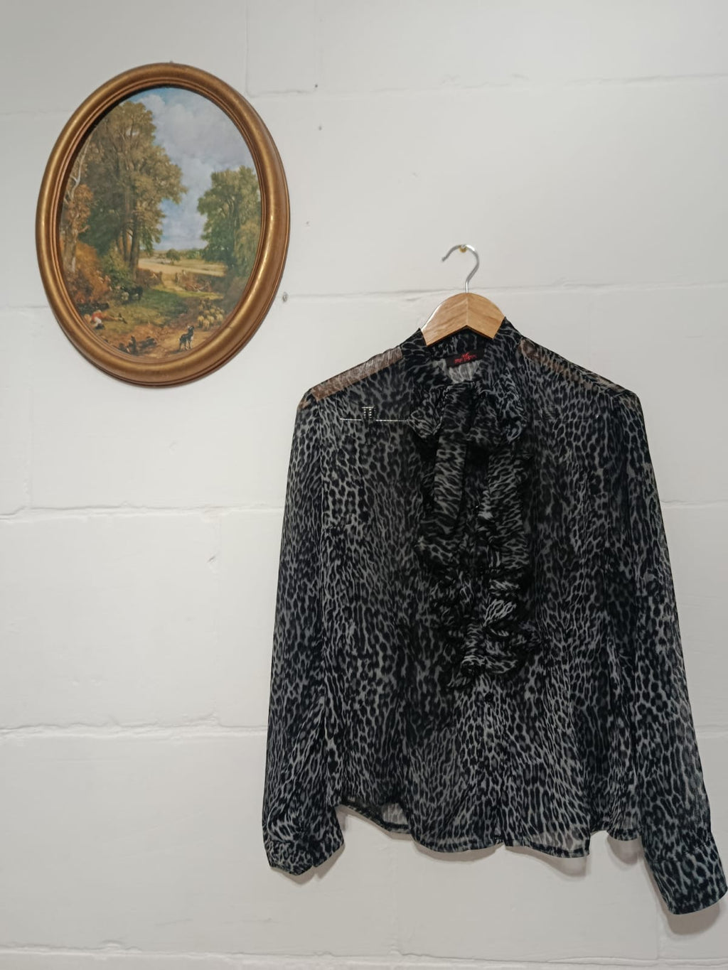 Vintage Leopard Print Ruffle Blouse