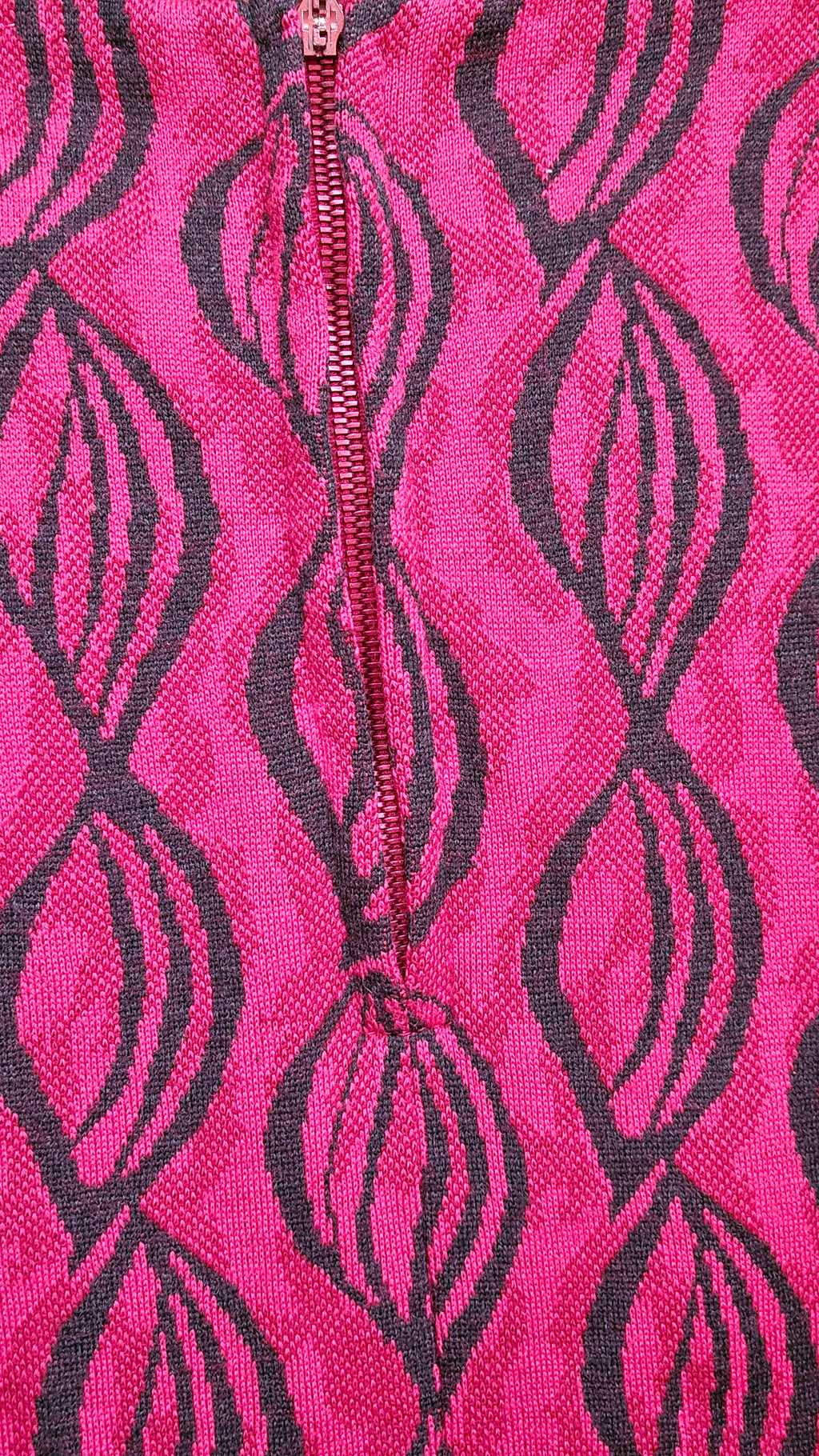 Crimson Wave Print Crop Top