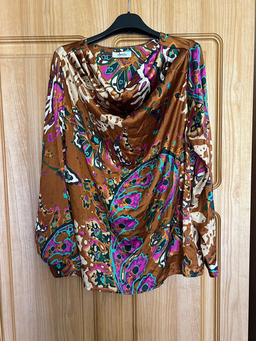 Anee Paisley Satin Blouse - Mireille's Closet