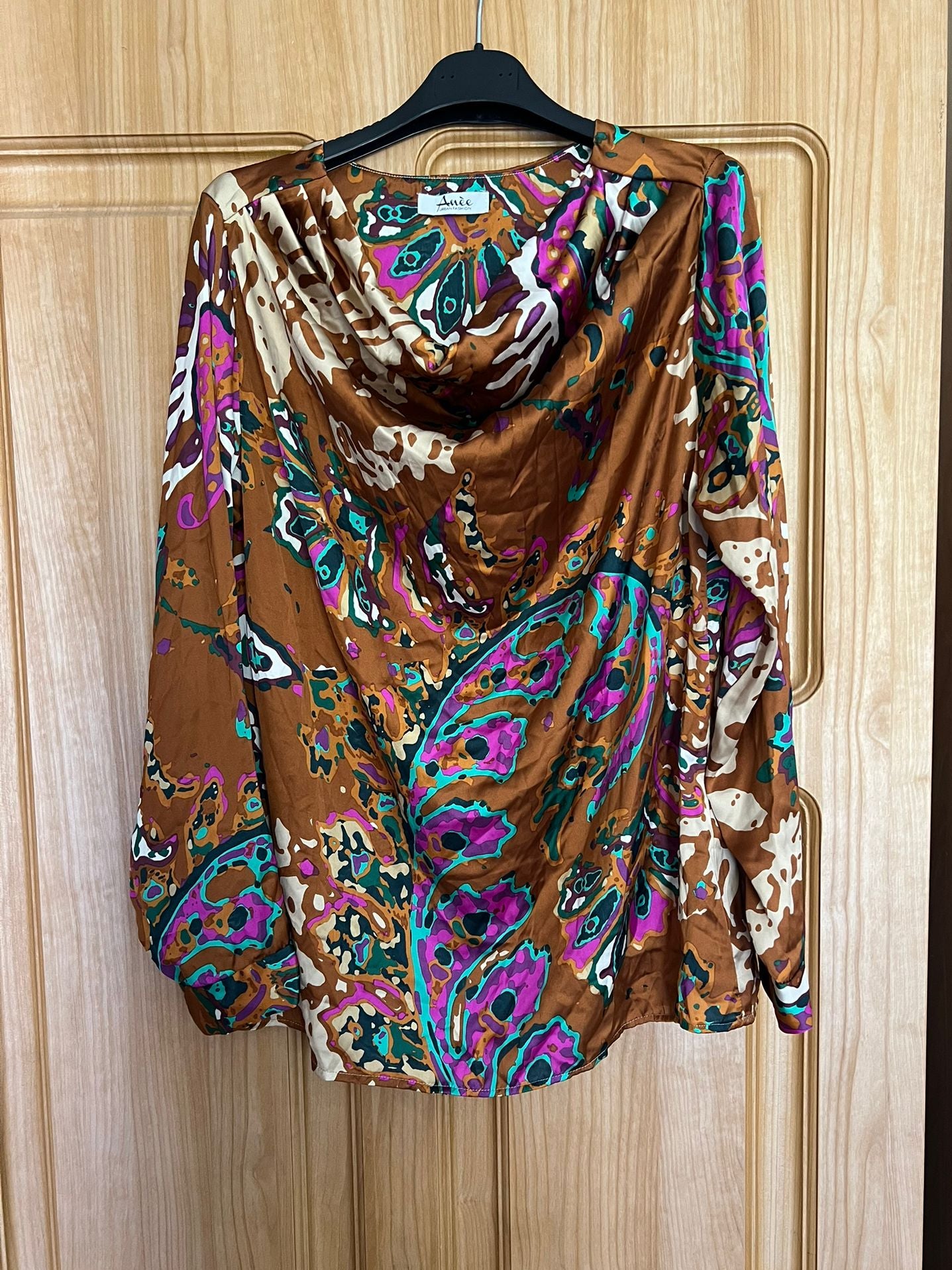 Anee Paisley Satin Blouse - Mireille's Closet