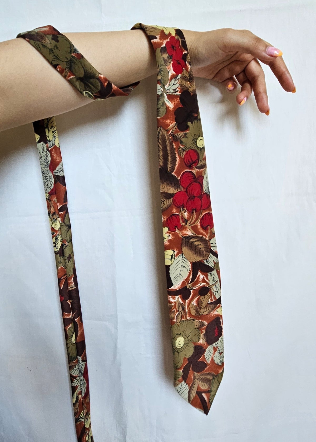 Vintage Floral Tie