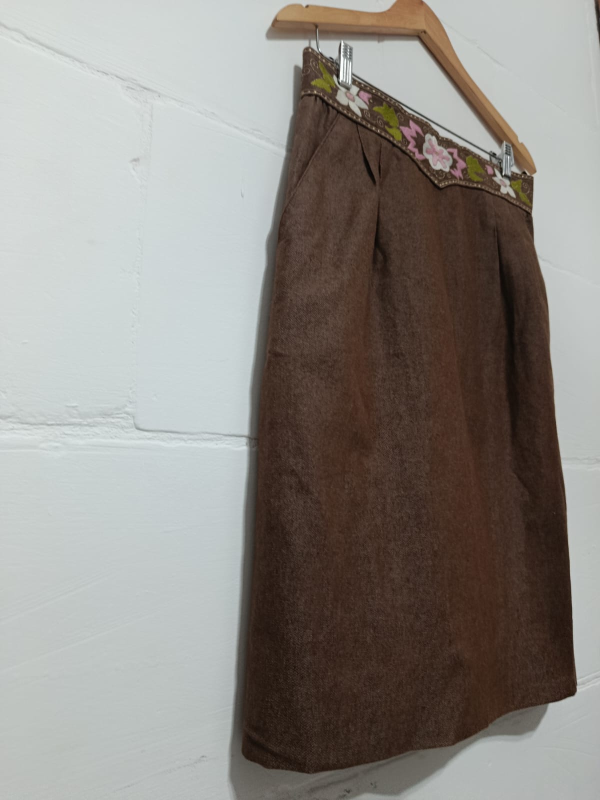 Vintage Folklore Embroidered Waist Brown Midi Skirt