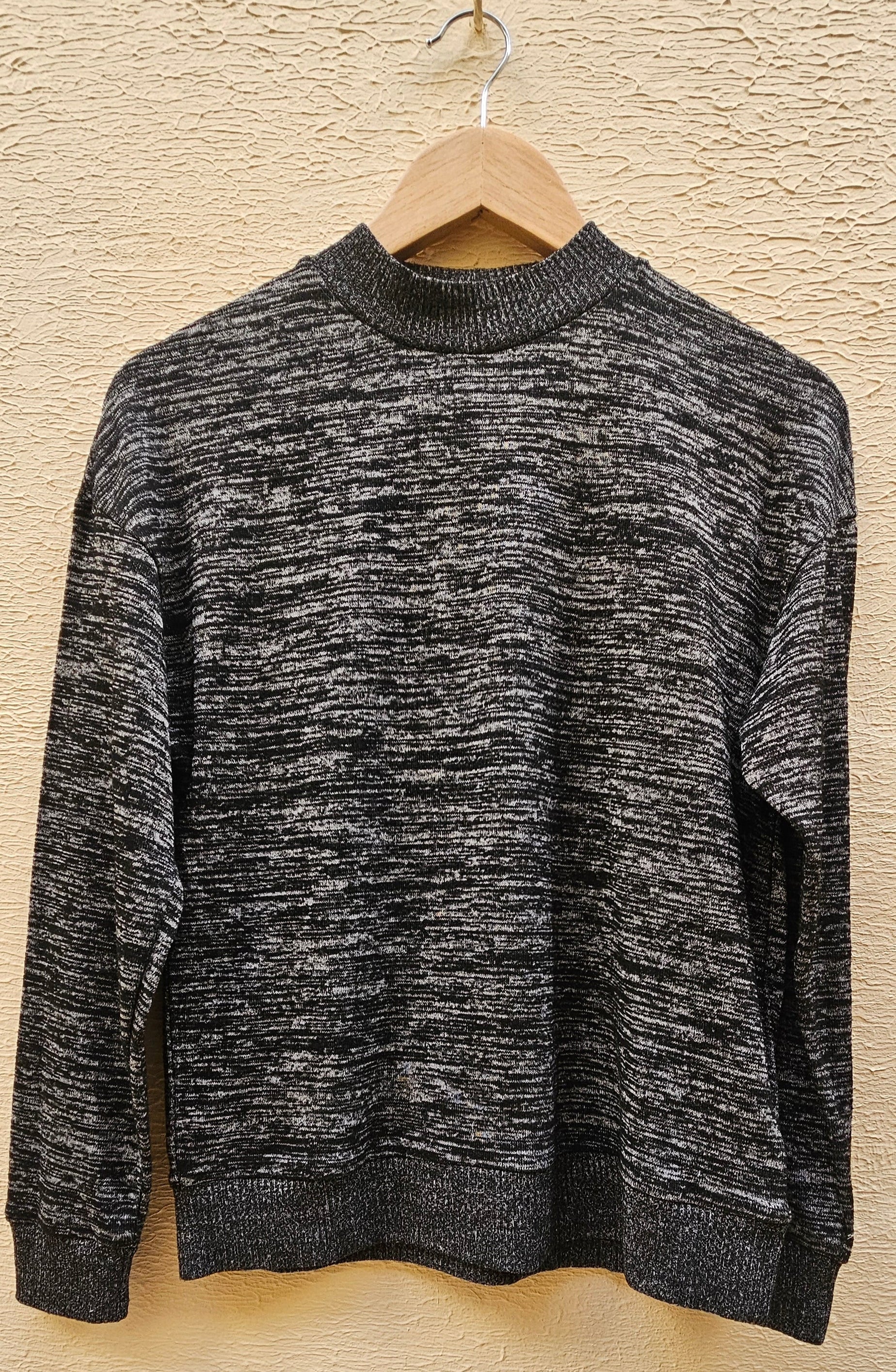 B/W Marled Crew Neck Sweater